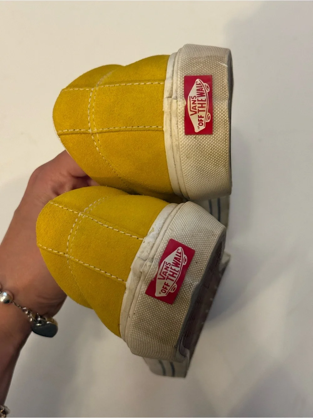 Vans low top